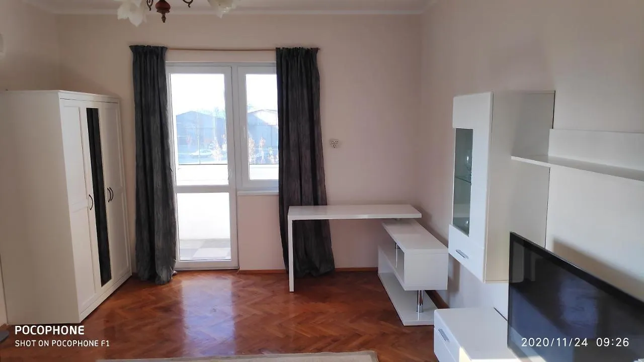 Unique Location Apartment With Parking Burgas City